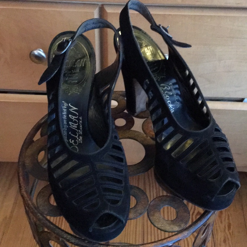 Vintage peep toe platforms